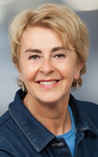 yoga-bettina-frye-200×300